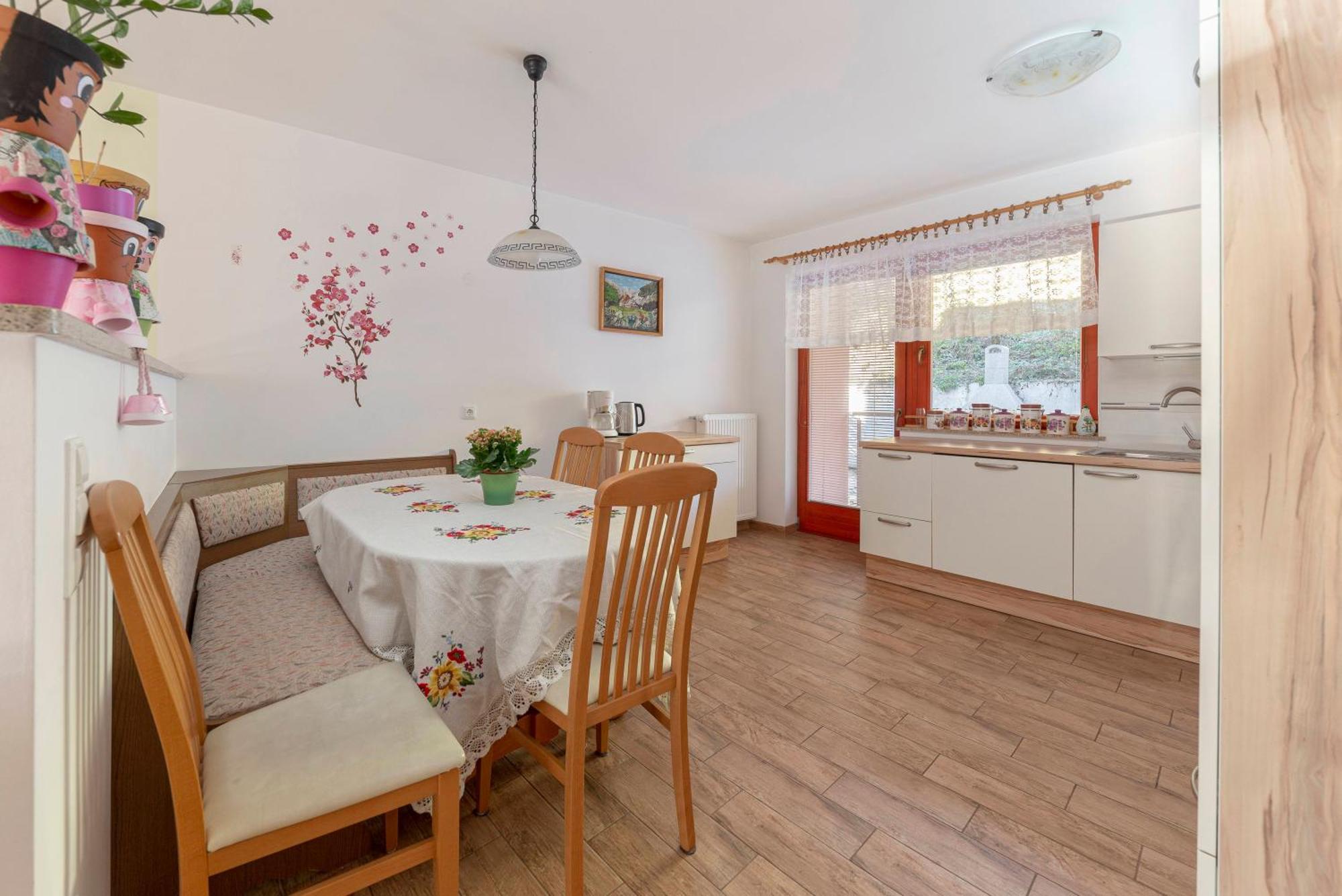 Apartment Pr' Kavac Rateče Exteriér fotografie